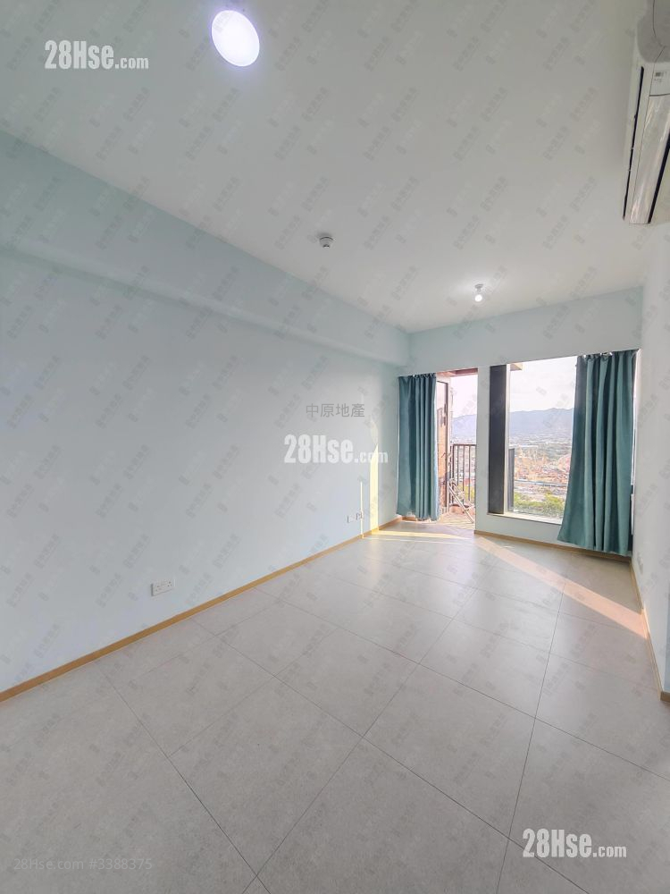 Atrium House Sell 3 Bedrooms , 1 Bathroom 577 ft²