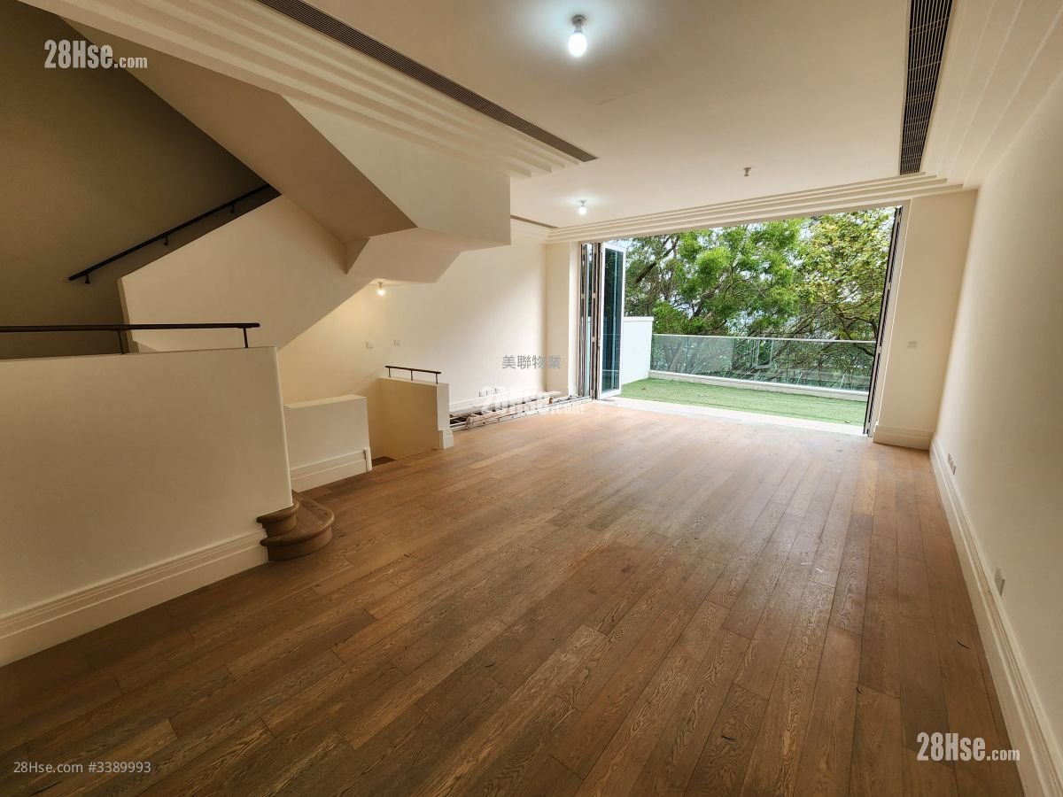 Le Cap Sell 4 Bedrooms , 4 Bathrooms 2,085 ft²