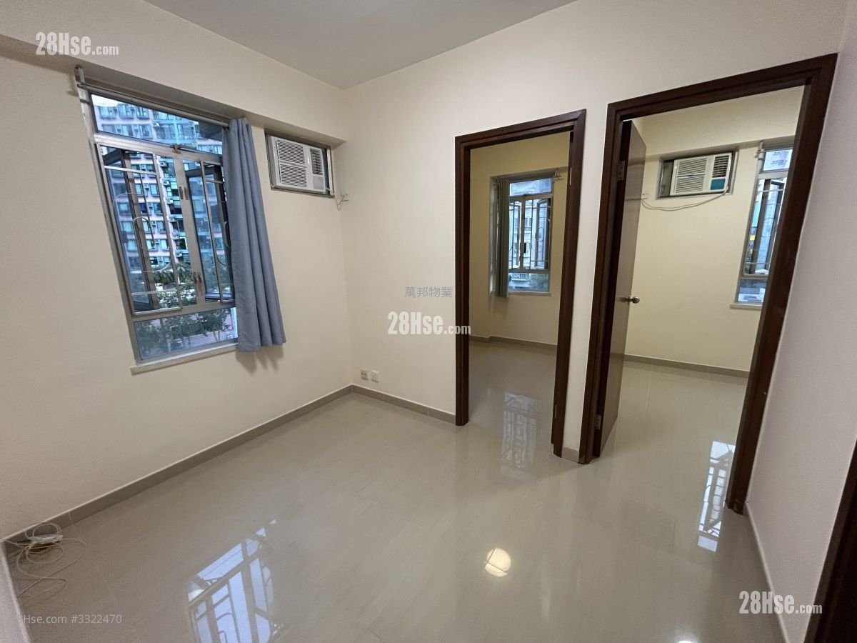 Beautiful Garden Rental 2 Bedrooms , 1 Bathroom 296 ft²