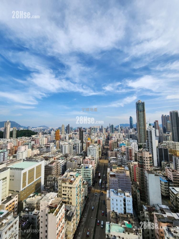 Trinity Towers Sell 3 Bedrooms , 2 Bathrooms 712 ft²