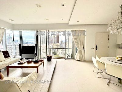 Forfar Sell 3 Bedrooms , 3 Bathrooms 1,755 ft²