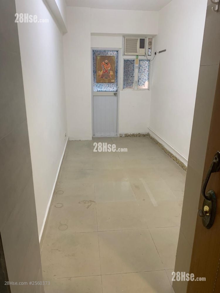 Tai Lee Building Rental Studio , 1 Bathroom 120 ft²