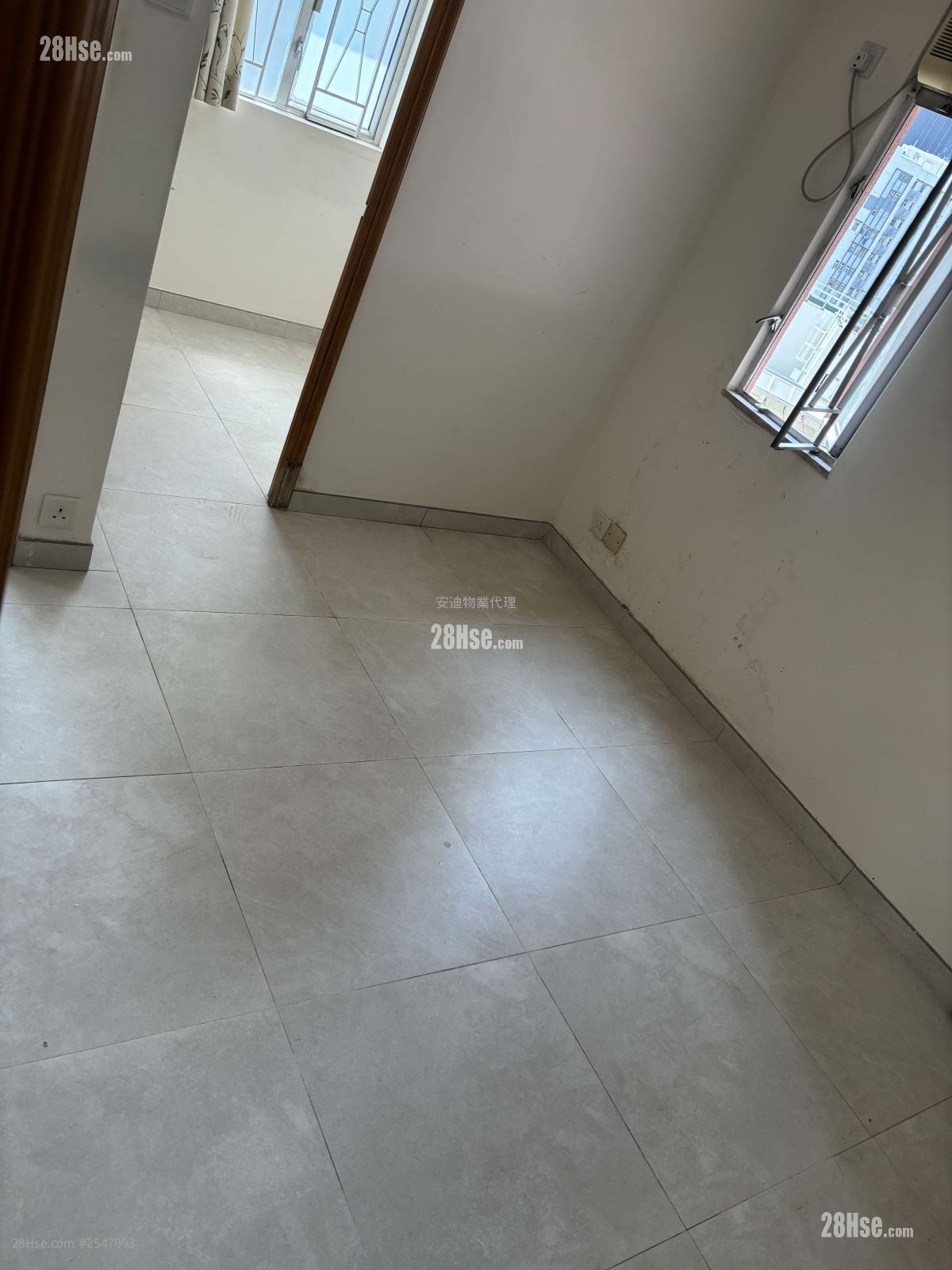 Godfrey Centre Rental 2 Bedrooms 270 ft²