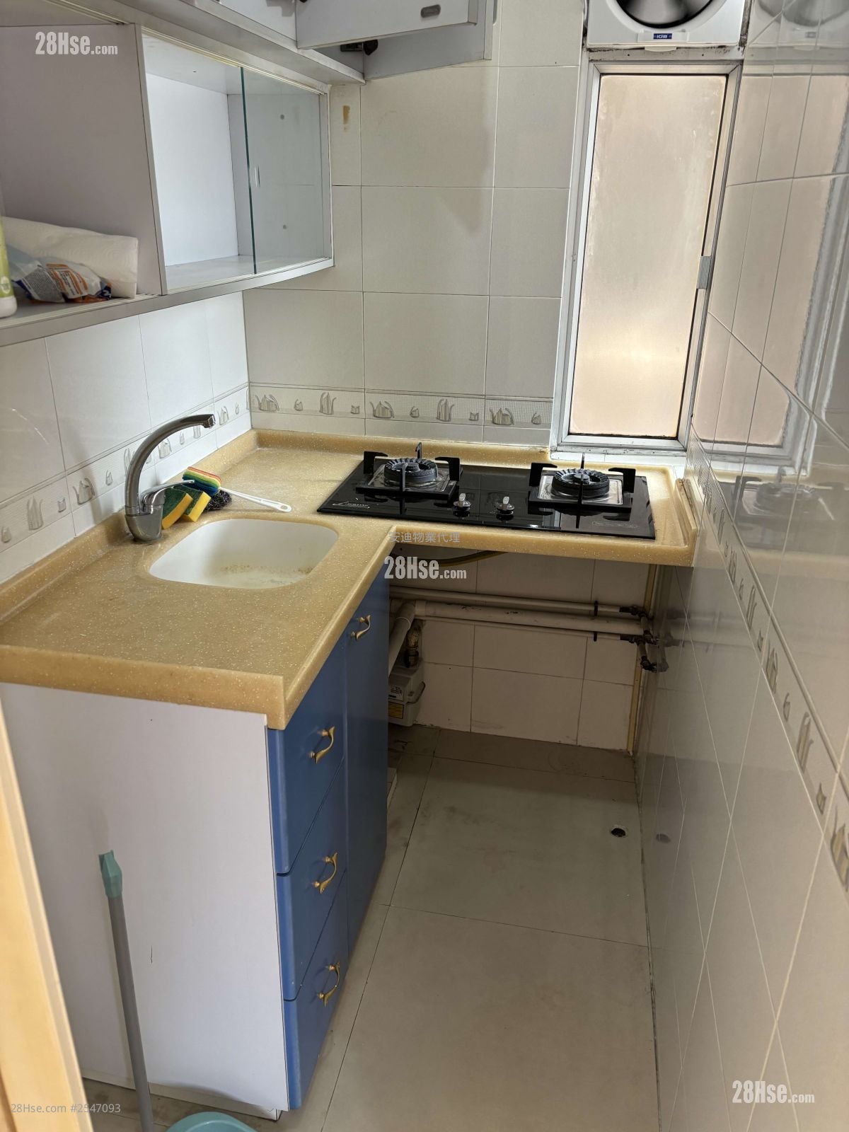 Godfrey Centre Rental 2 Bedrooms 270 ft²