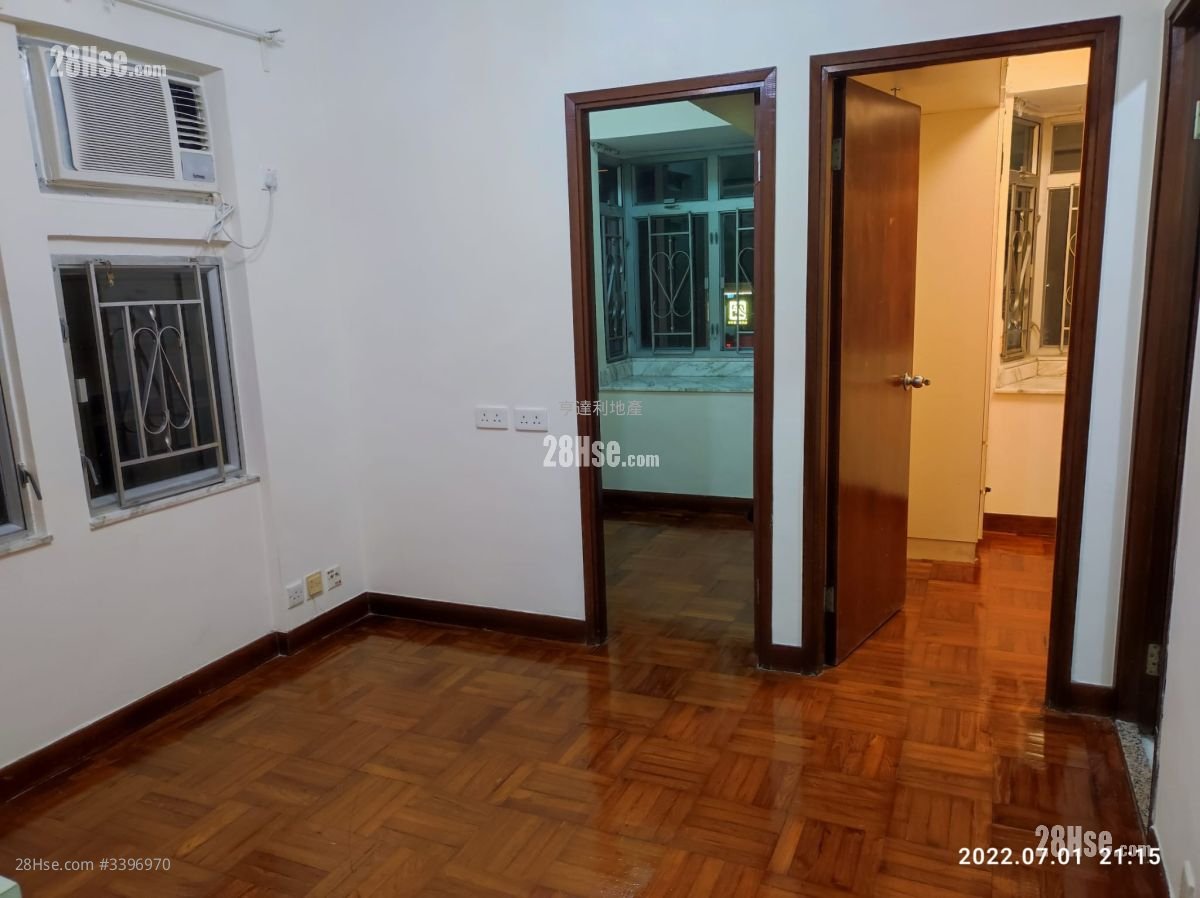 Tak Fook Building Rental 2 Bedrooms , 1 Bathroom 296 ft²