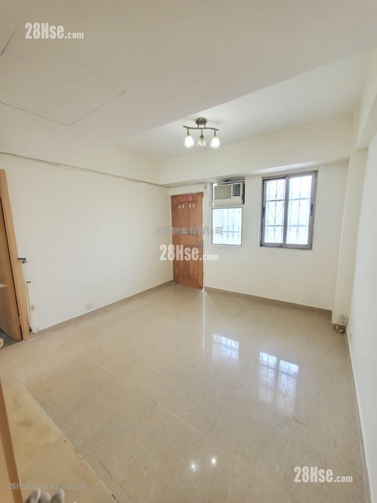 Ming Yuet Building Sell 2 Bedrooms , 1 Bathroom 302 ft²