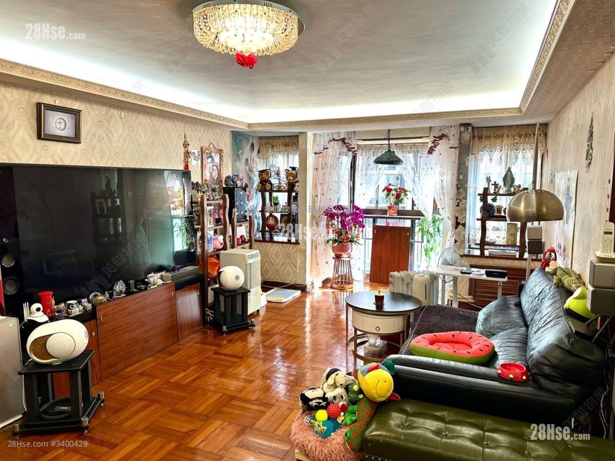 Beverly Villa Sell 3 Bedrooms , 3 Bathrooms 1,212 ft²