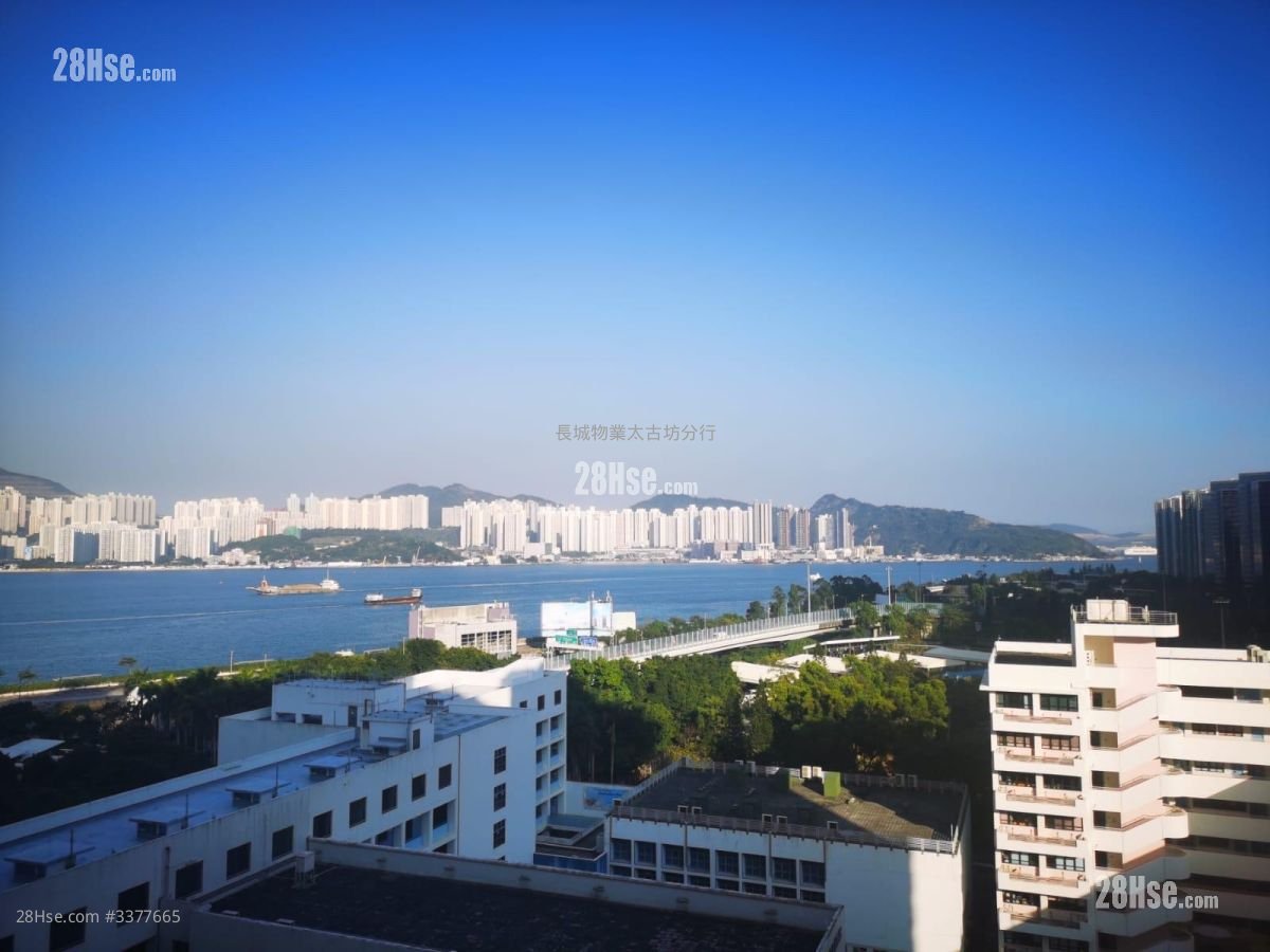 英丽阁 售盘 3 房 , 2 浴室 689 平方尺