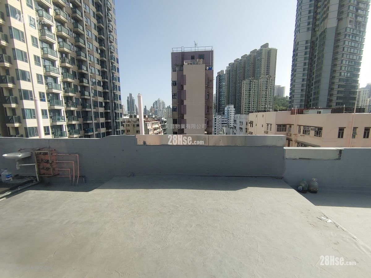 On Shun Building Sell 2 Bedrooms , 1 Bathroom 390 ft²