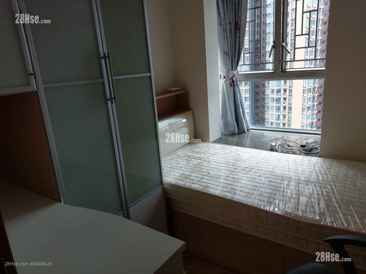 Park Central Rental 3 Bedrooms , 2 Bathrooms 645 ft²