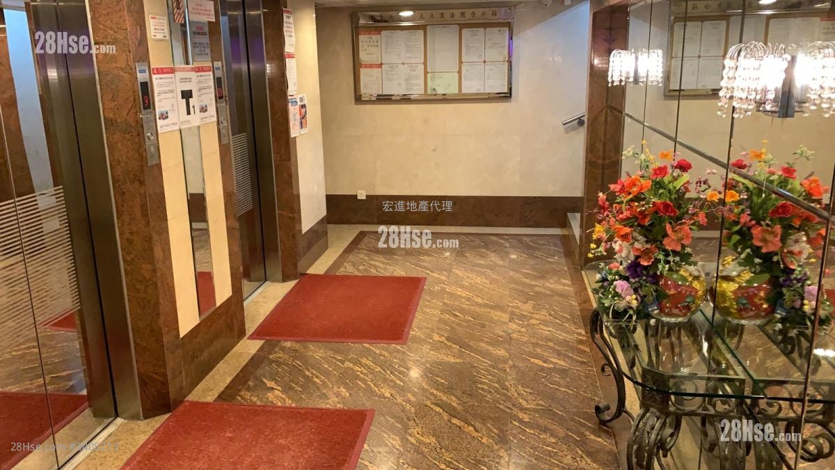 Yee King Building Sell 390 ft²