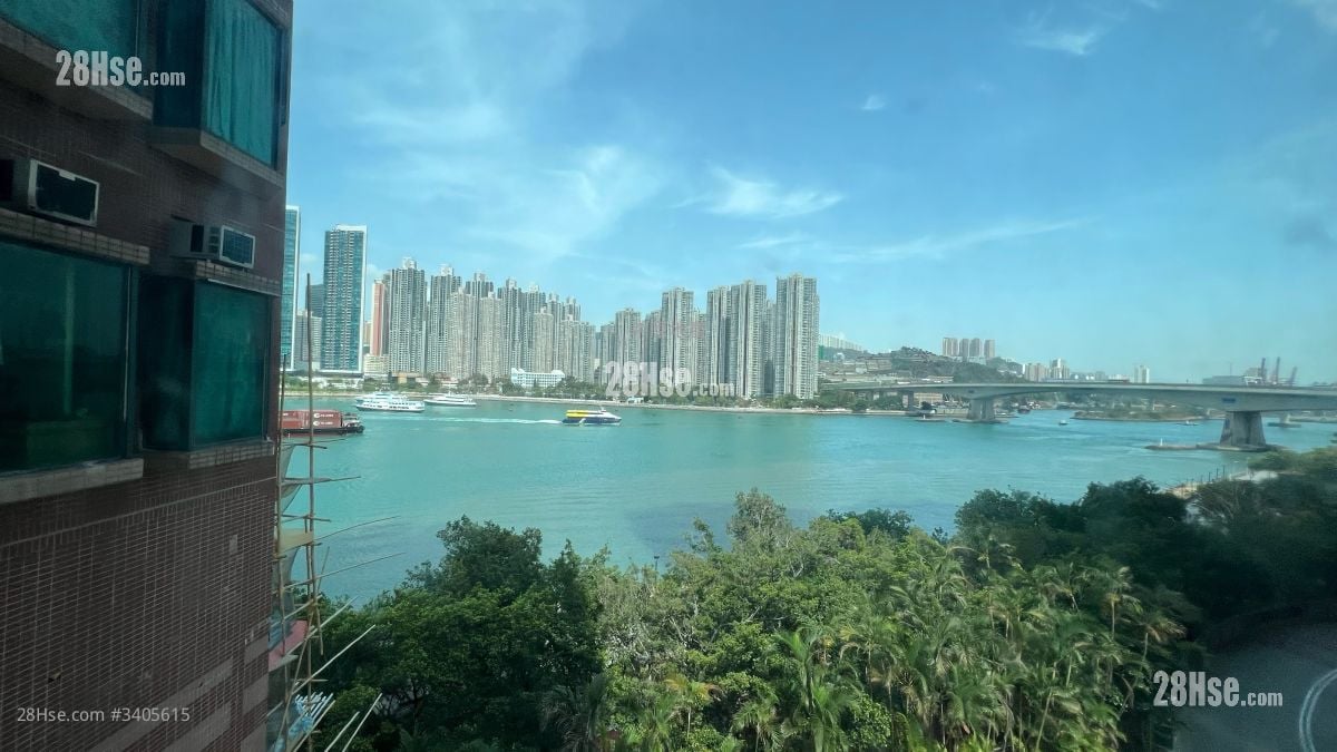 Villa Esplanada Sell 3 Bedrooms , 2 Bathrooms 682 ft²