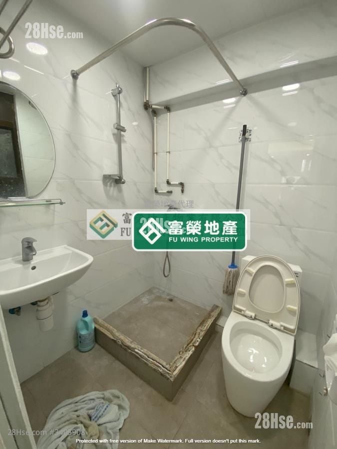 鉅成大樓 售盤 2 房 360 平方呎