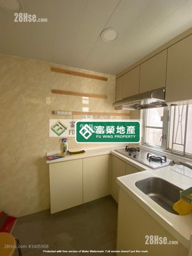 鉅成大樓 售盤 2 房 360 平方呎