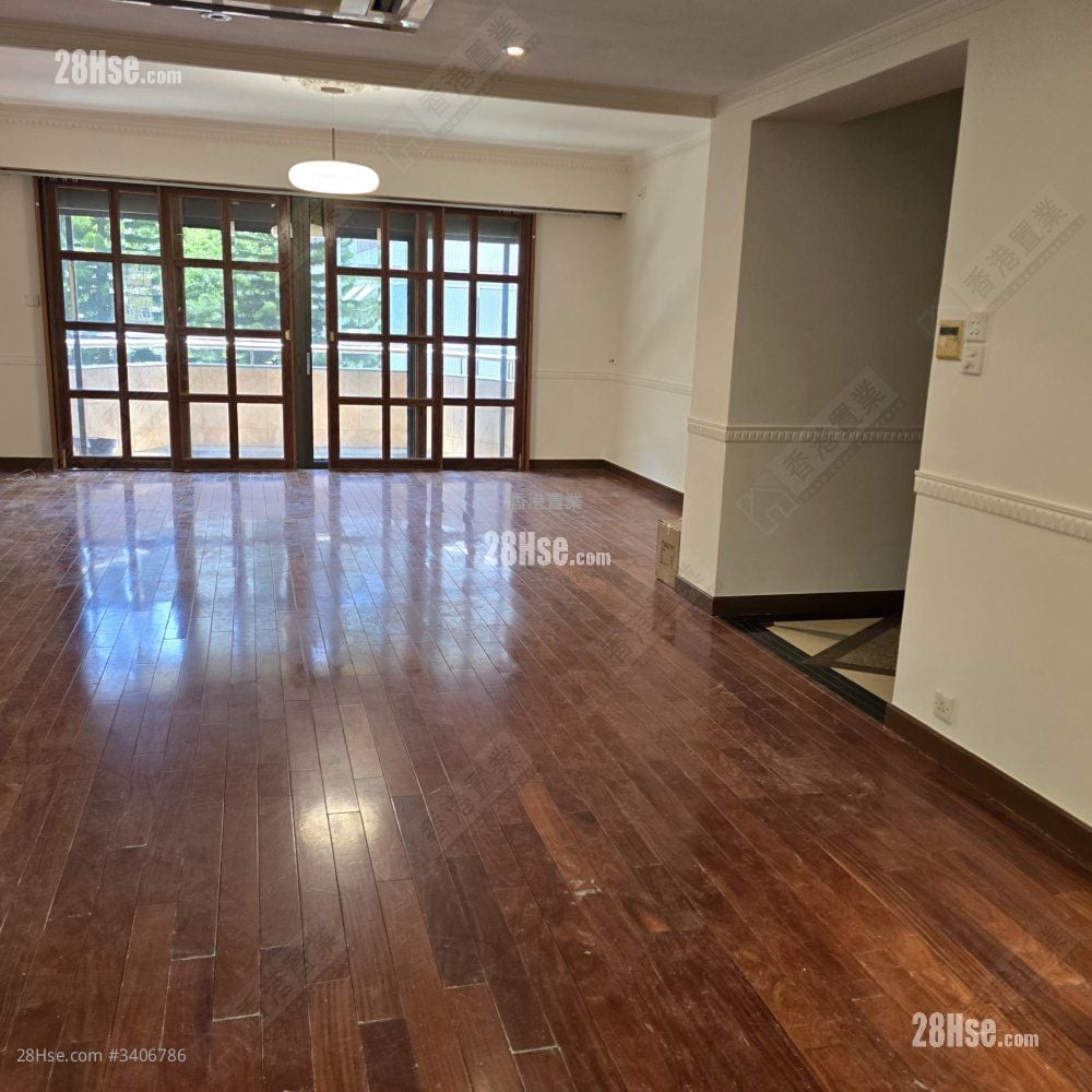 Elm Tree Towers Rental 1,857 ft²