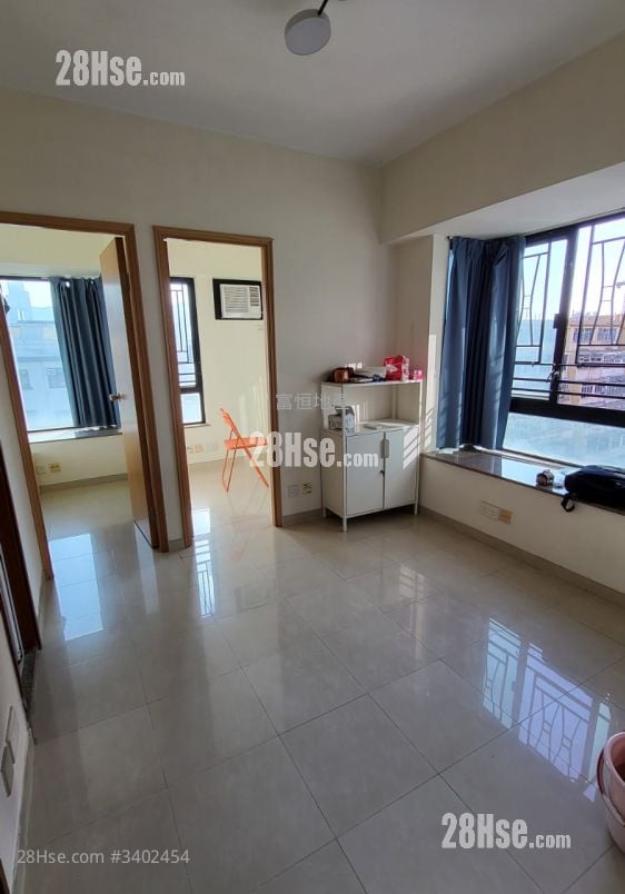Palatial Stand Rental 2 Bedrooms , 1 Bathroom 256 ft²