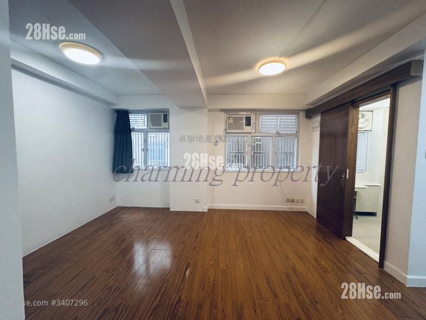 Richview Villa Sell Studio , 1 Bathroom 354 ft²