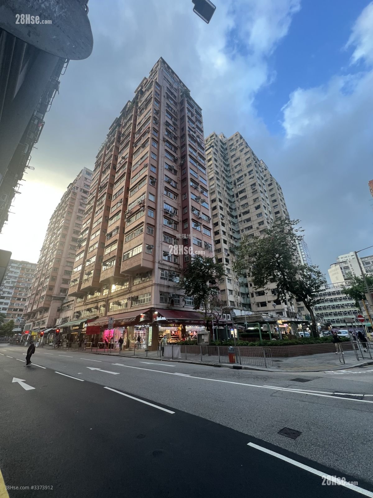 Shung Ling Building Sell 2 Bedrooms , 1 Bathroom 403 ft²