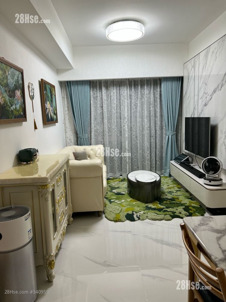 Solaria Rental 2 Bedrooms , 1 Bathroom 501 ft²