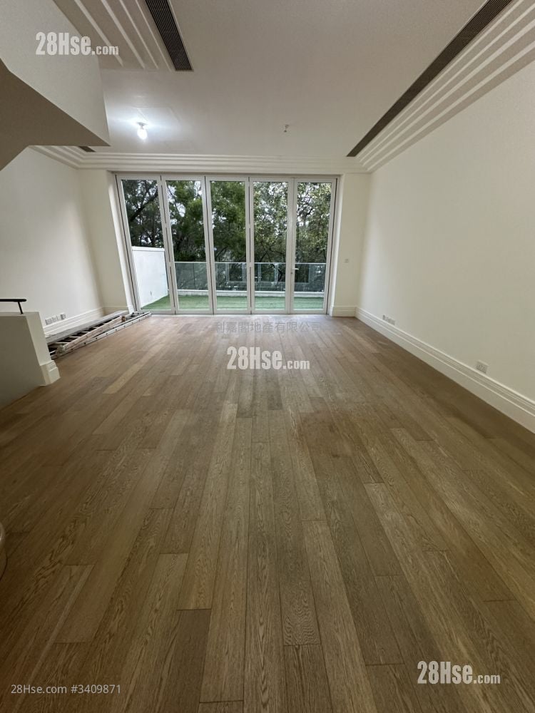 Le Cap Sell 4 Bedrooms , 4 Bathrooms 2,085 ft²
