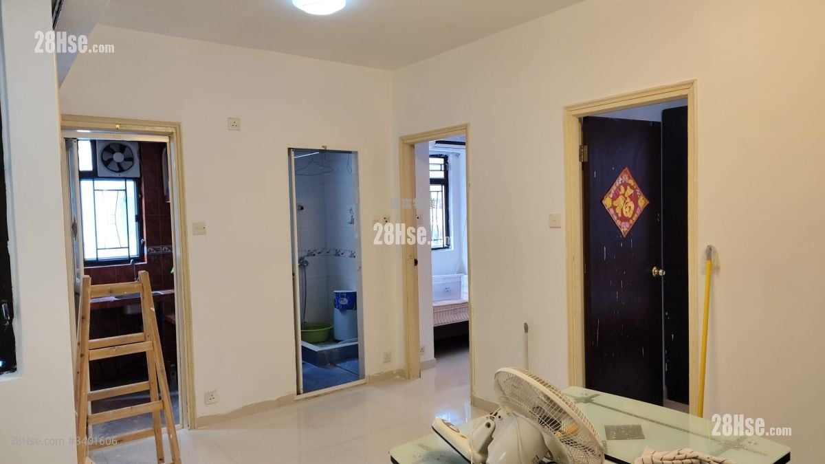 Luen Fat House Rental 2 Bedrooms , 1 Bathroom 400 ft²
