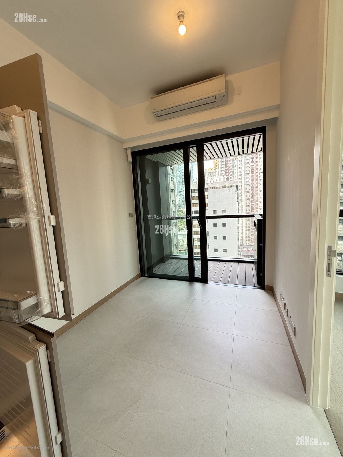 Baker Circle Greenwich Rental 2 Bedrooms , 1 Bathroom 387 ft²