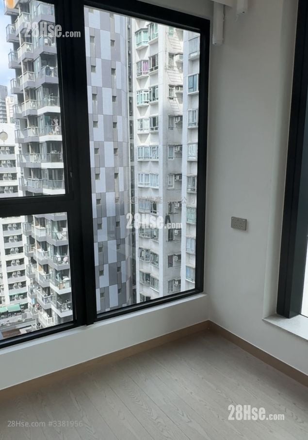 Baker Circle Greenwich Rental 2 Bedrooms , 1 Bathroom 387 ft²