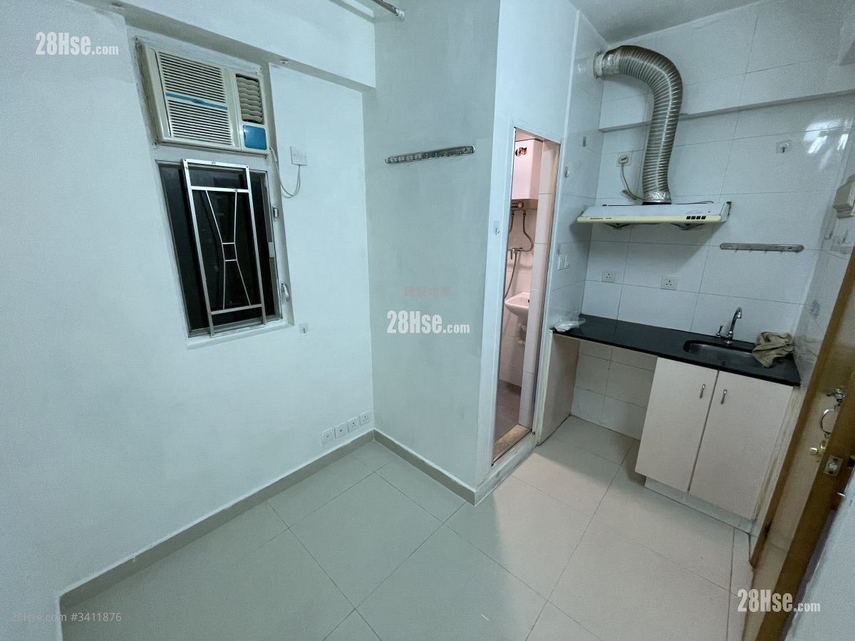 On Fook Building Rental Studio , 1 Bathroom 90 ft²