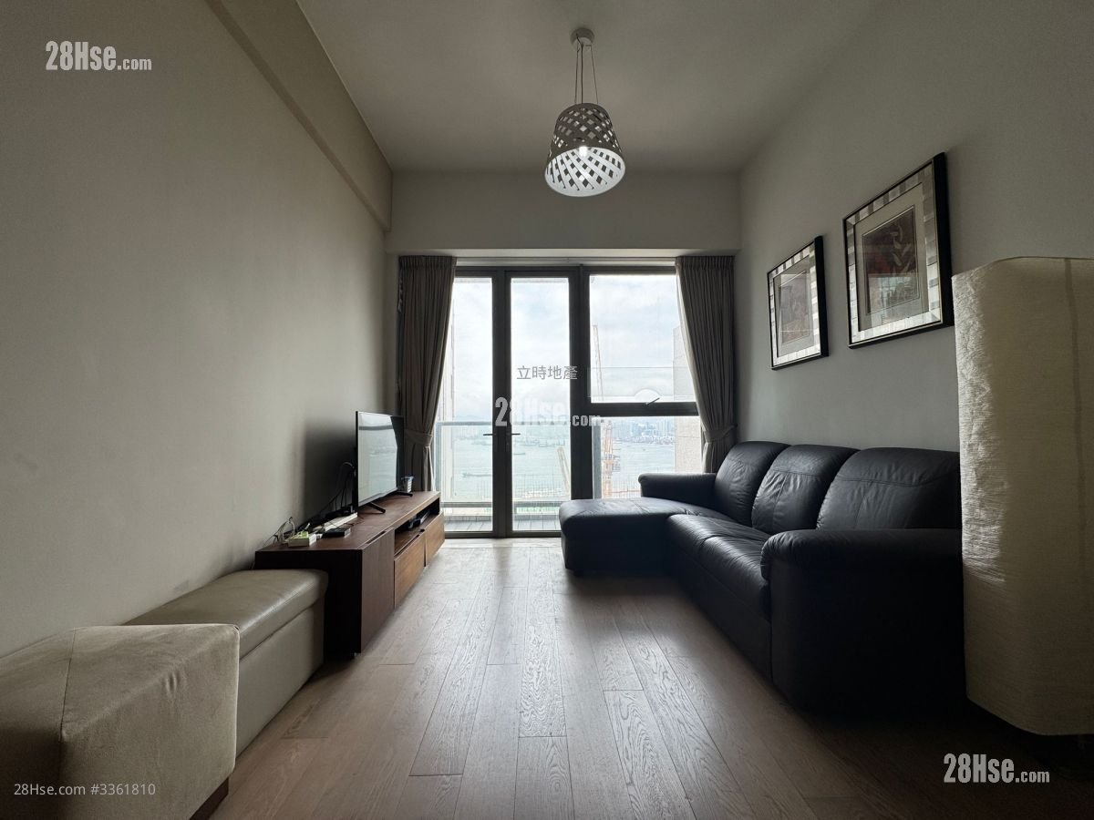Soho 189 Rental 3 Bedrooms , 2 Bathrooms 747 ft²