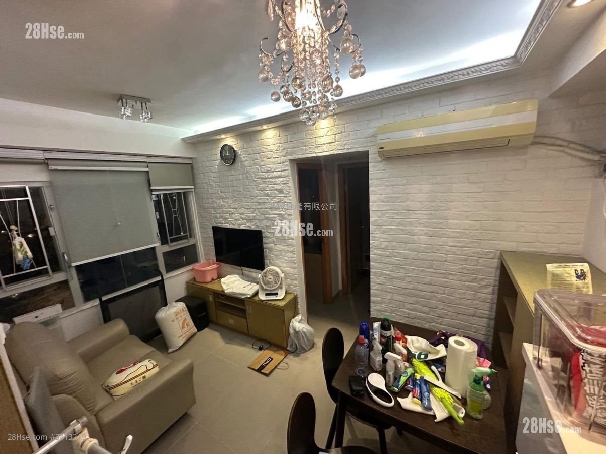 Tsuen Tak Garden Sell 2 Bedrooms , 1 Bathroom 340 ft²
