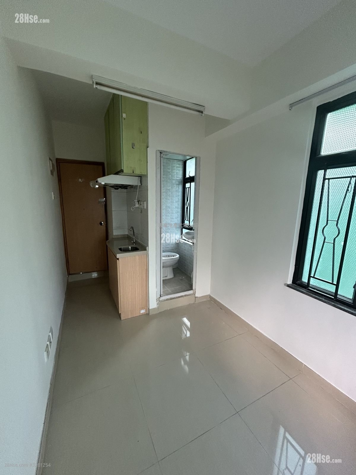 On Shun Building Rental Studio , 1 Bathroom 90 ft²