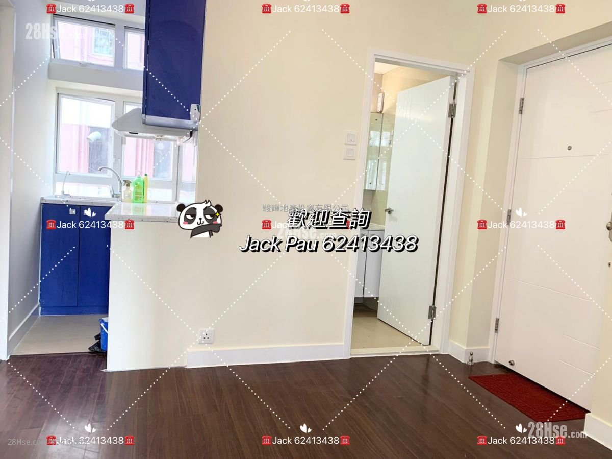 Wing Tai Building Sell 2 Bedrooms , 1 Bathroom 367 ft²