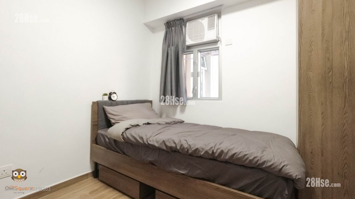 Kin Shun Building Rental 1 Bedroom , 1 Bathroom 180 ft²