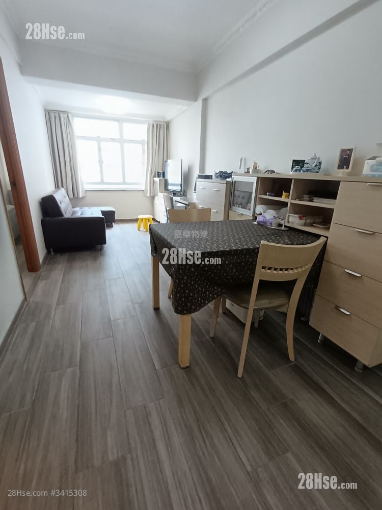 Po Hon Building Rental 2 Bedrooms , 1 Bathroom 478 ft²