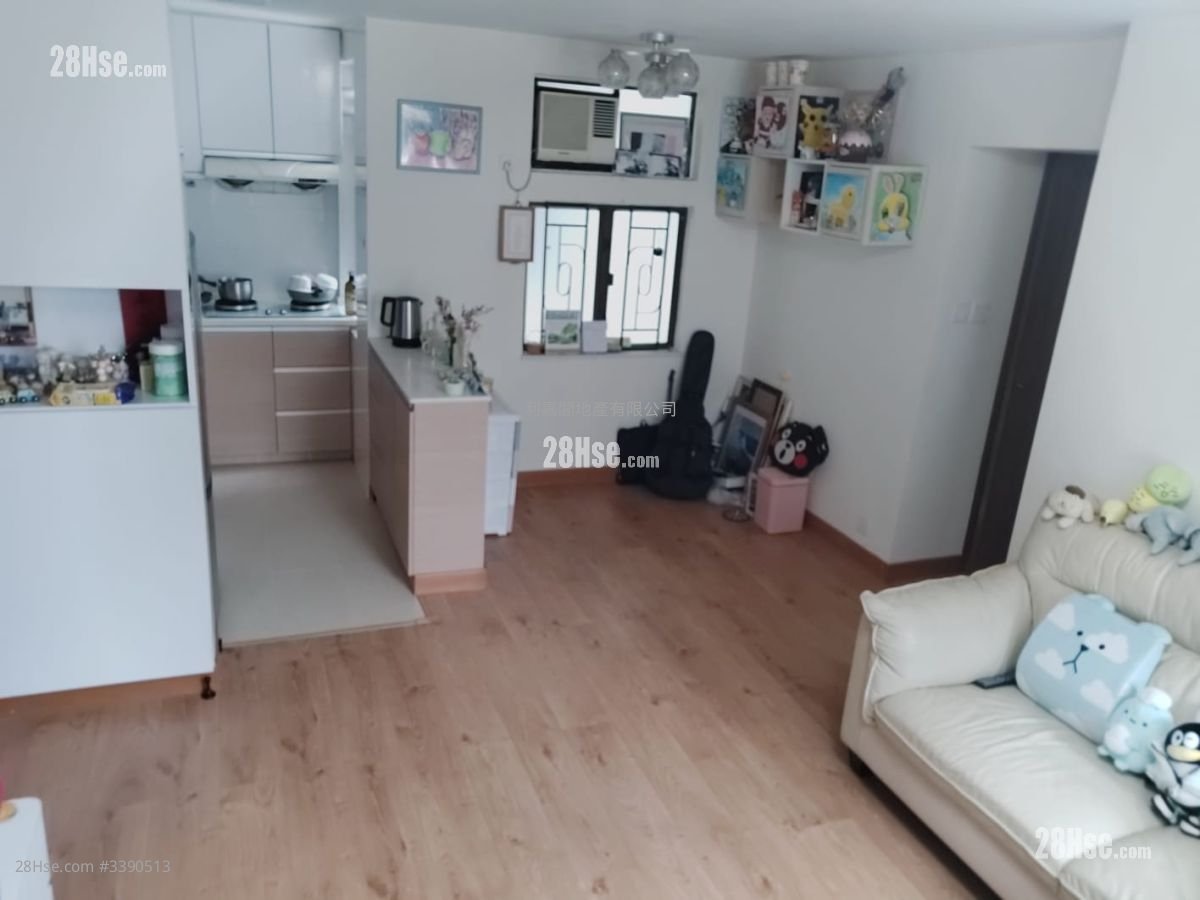 Heng Fa Chuen Sell 2 Bedrooms , 2 Bathrooms 453 ft²