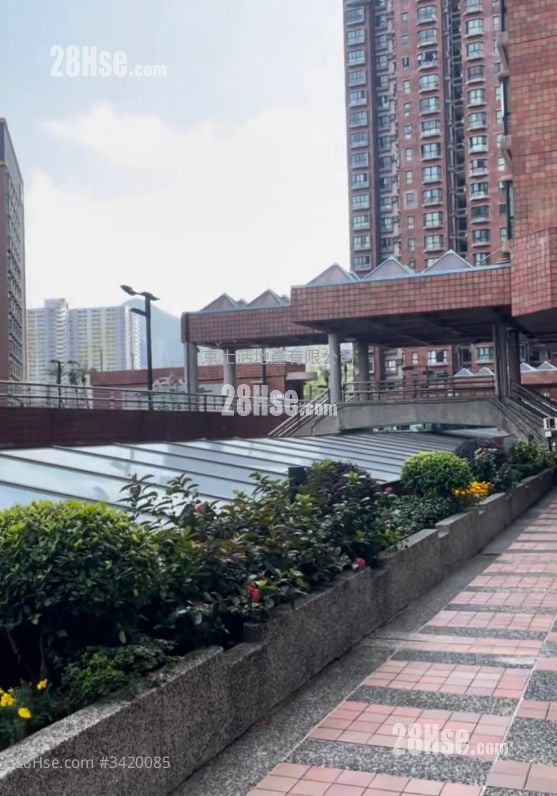 New Town Plaza Rental 3 Bedrooms 641 ft²