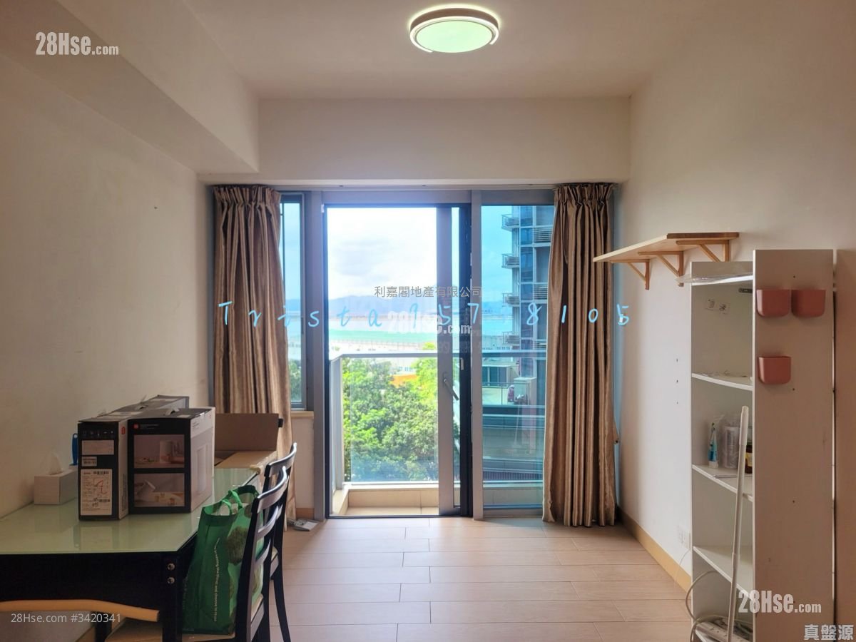 Century Link Sell 2 Bedrooms , 1 Bathroom 473 ft²