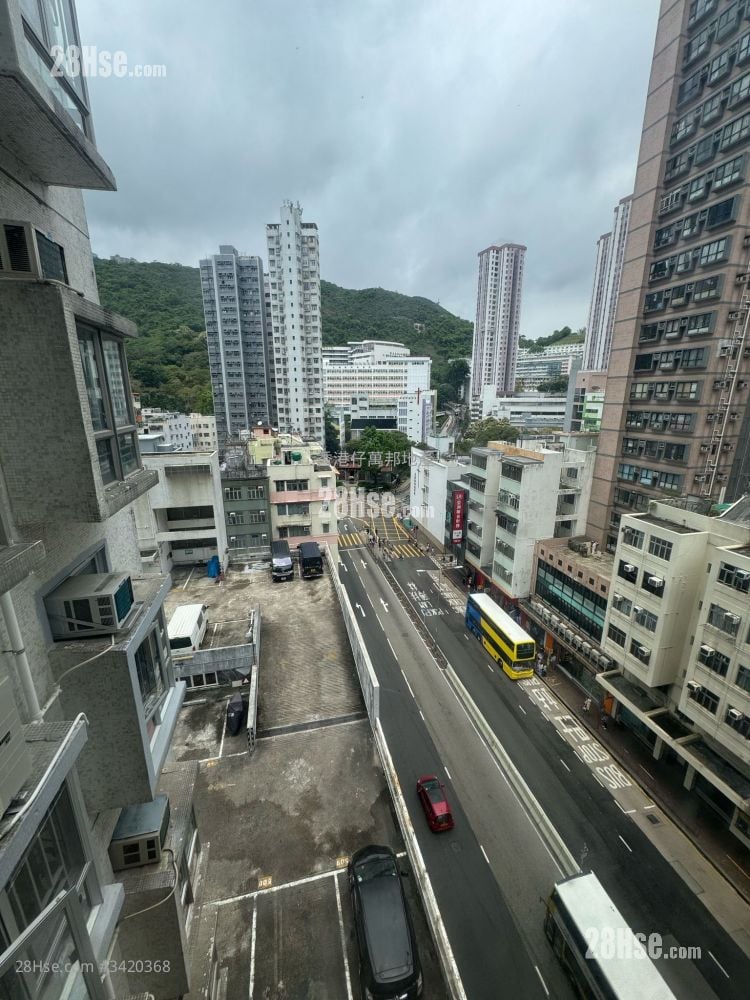 Kam Fung Building Rental 2 Bedrooms 421 ft²