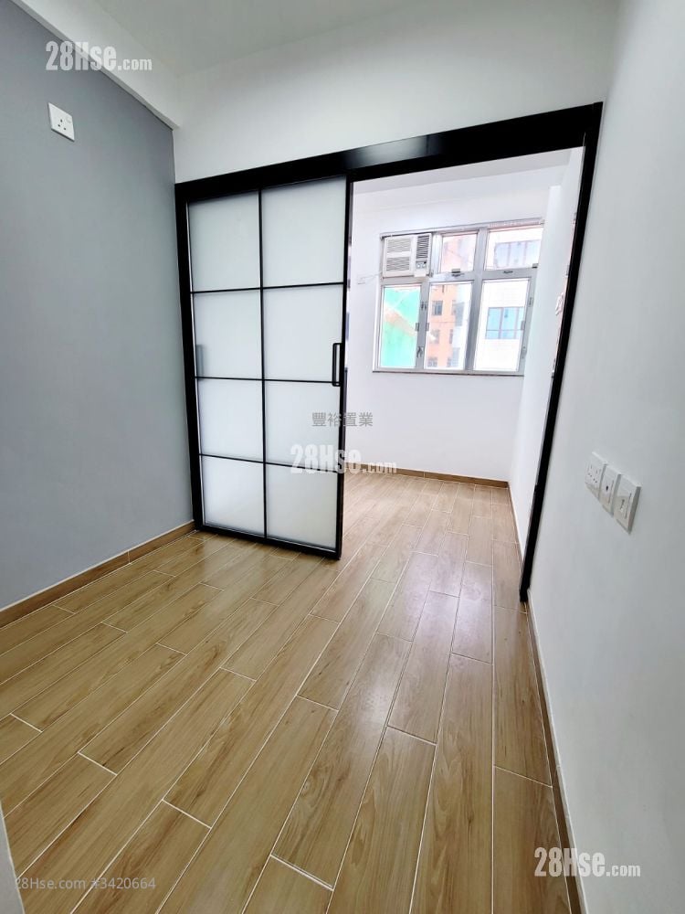Yee On Mansion Rental 1 Bedroom , 1 Bathroom 180 ft²