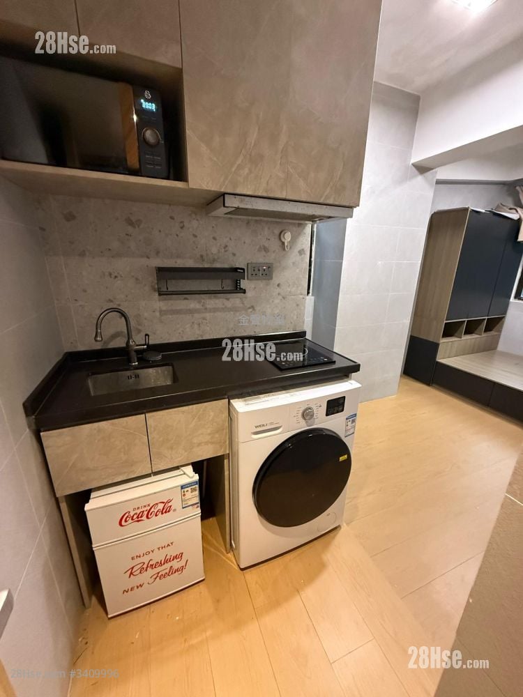 Tak Lee Building Rental Studio , 1 Bathroom 185 ft²