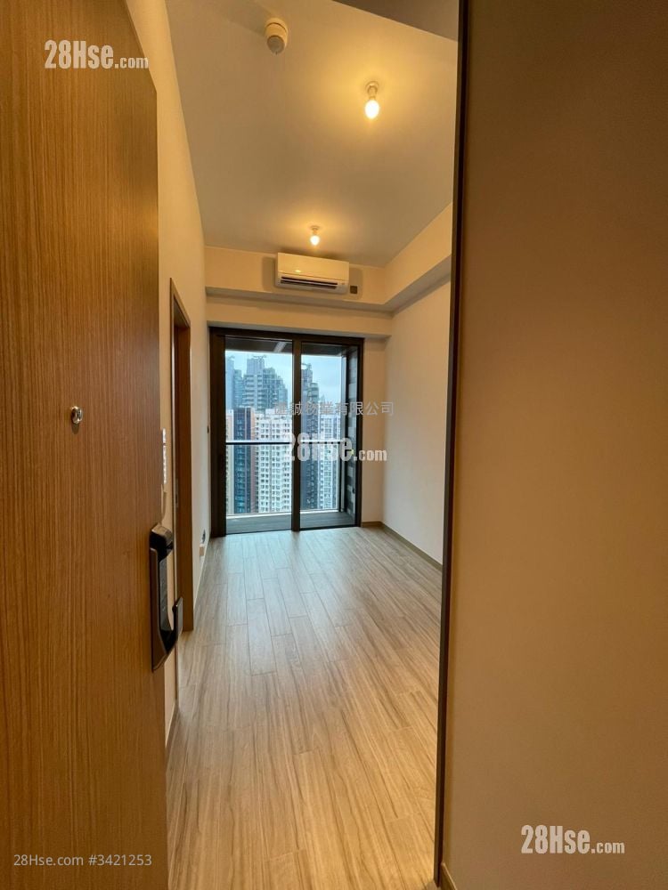The Vantage Rental 1 Bedroom , 1 Bathroom 277 ft²