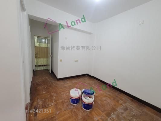 Kam Hoi Mansion Rental 375 ft²
