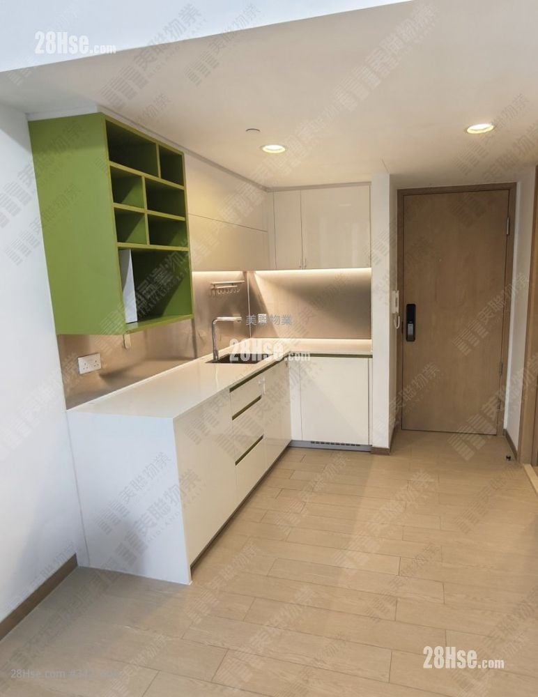 Ori Sell 1 Bathroom 264 ft²