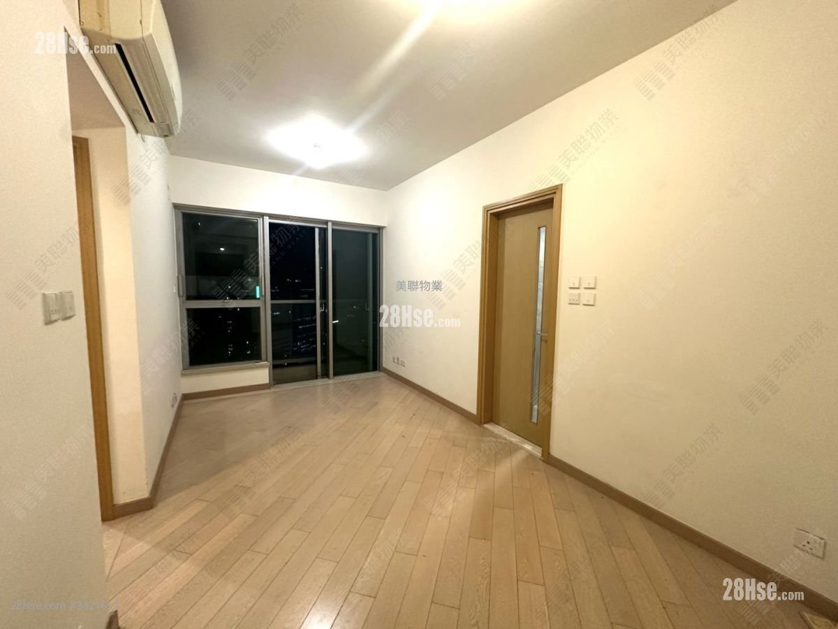 Century Gateway Sell 2 Bedrooms , 1 Bathroom 485 ft²
