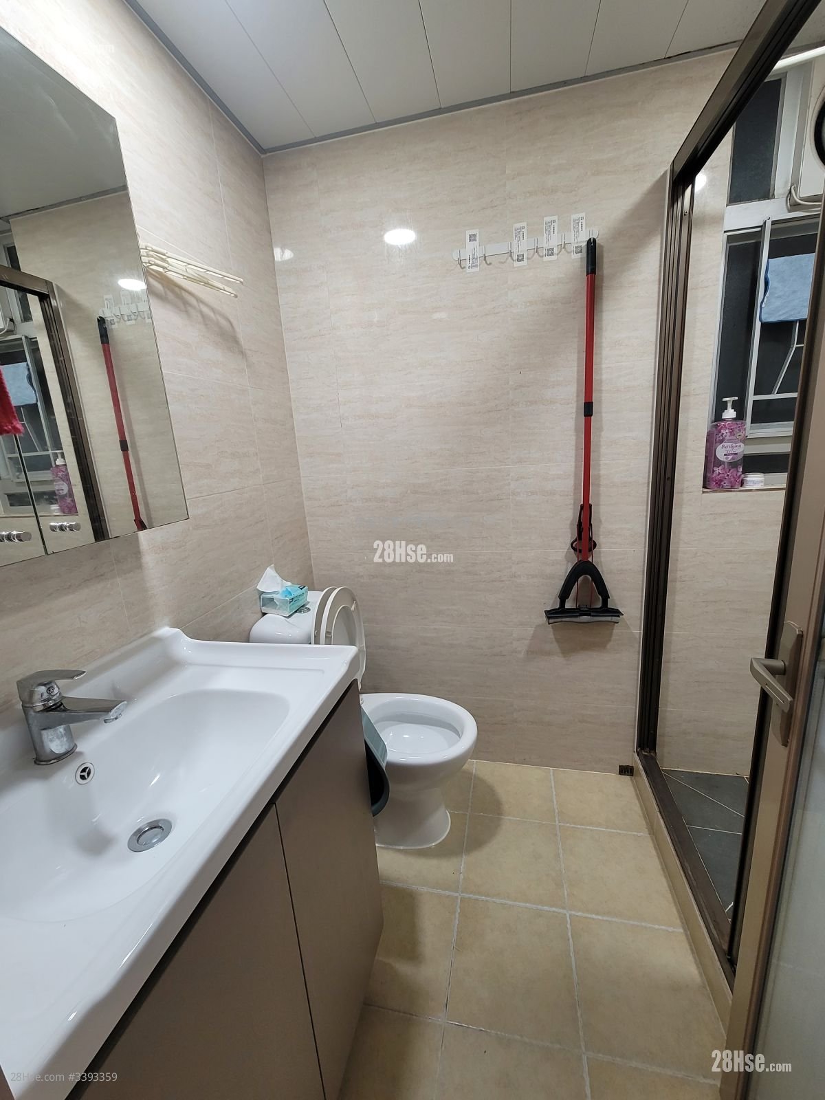 Kung Lee Building Sell 2 Bedrooms , 1 Bathroom 438 ft²
