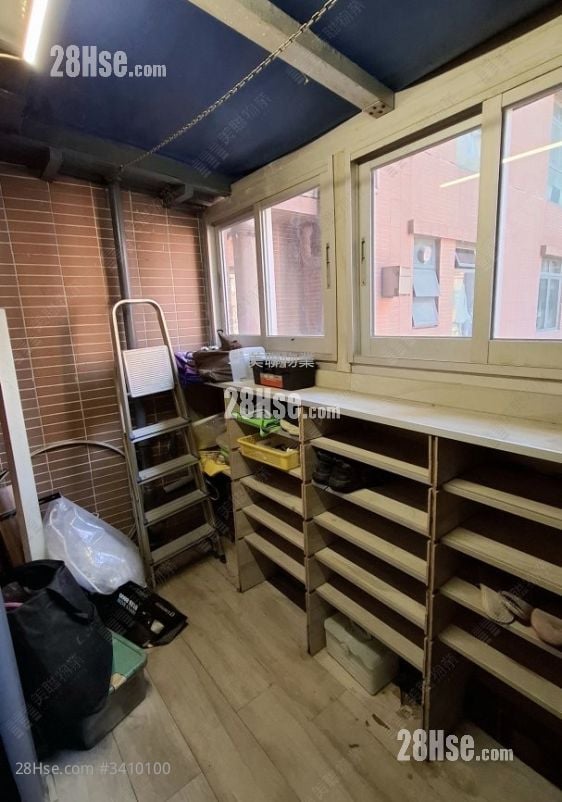 Horae Place Sell 2 Bedrooms , 1 Bathroom 393 ft²