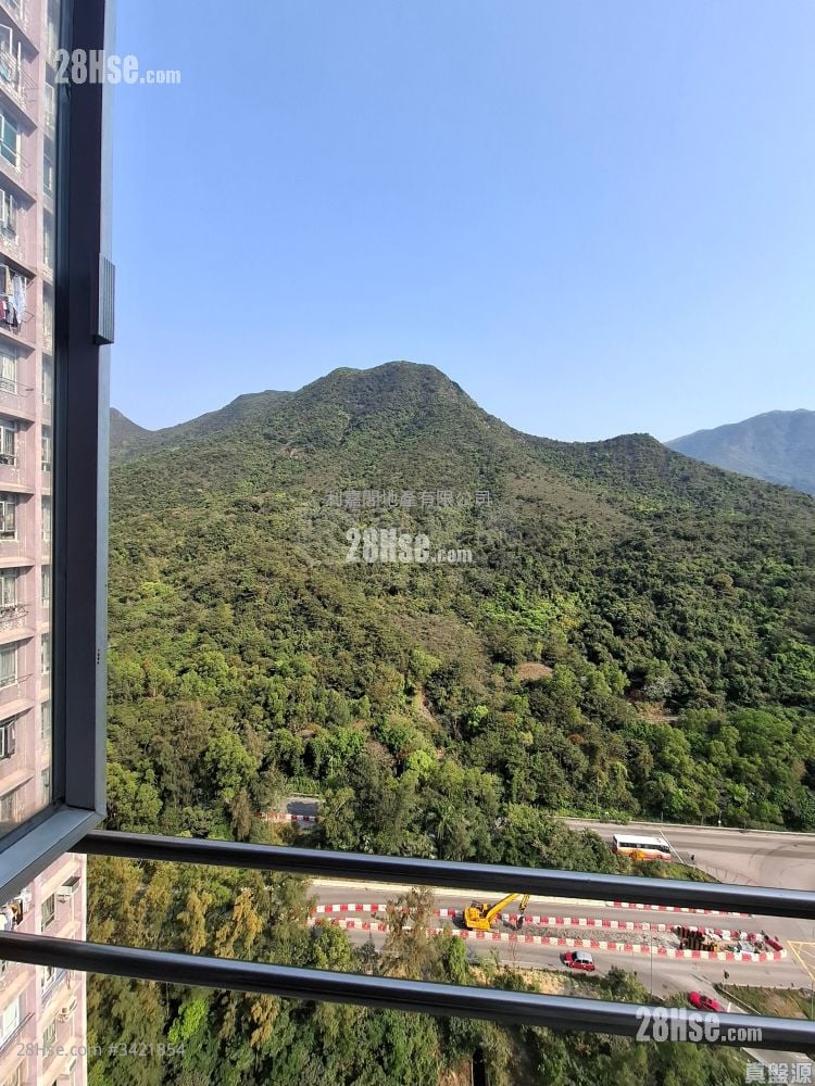 Yu Tung Court Sell 2 Bedrooms , 1 Bathroom 426 ft²