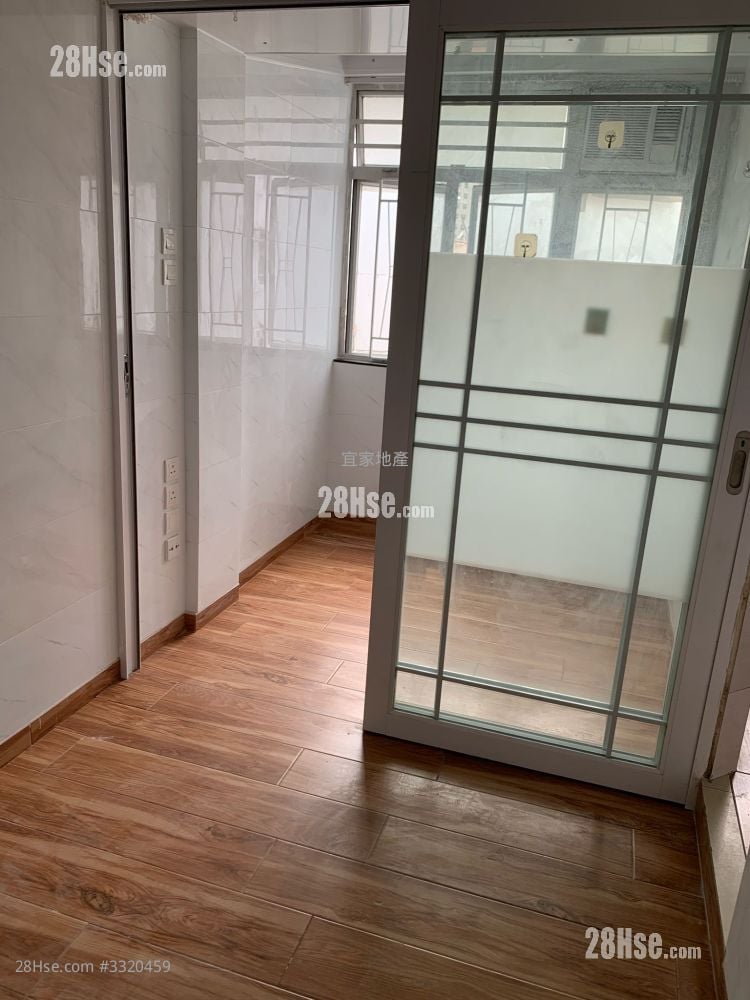 Hong Ning Building Rental 1 Bedroom , 1 Bathroom 160 ft²