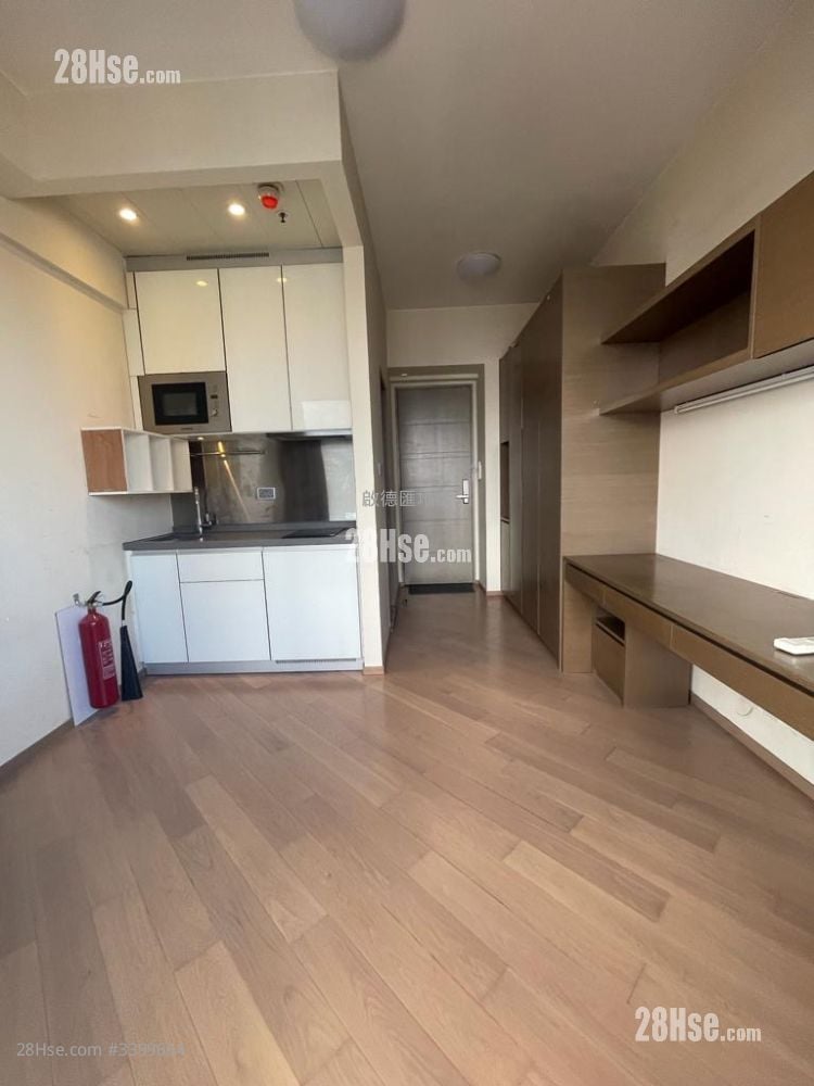 The Met. Focus Rental Studio , 1 Bathroom 221 ft²