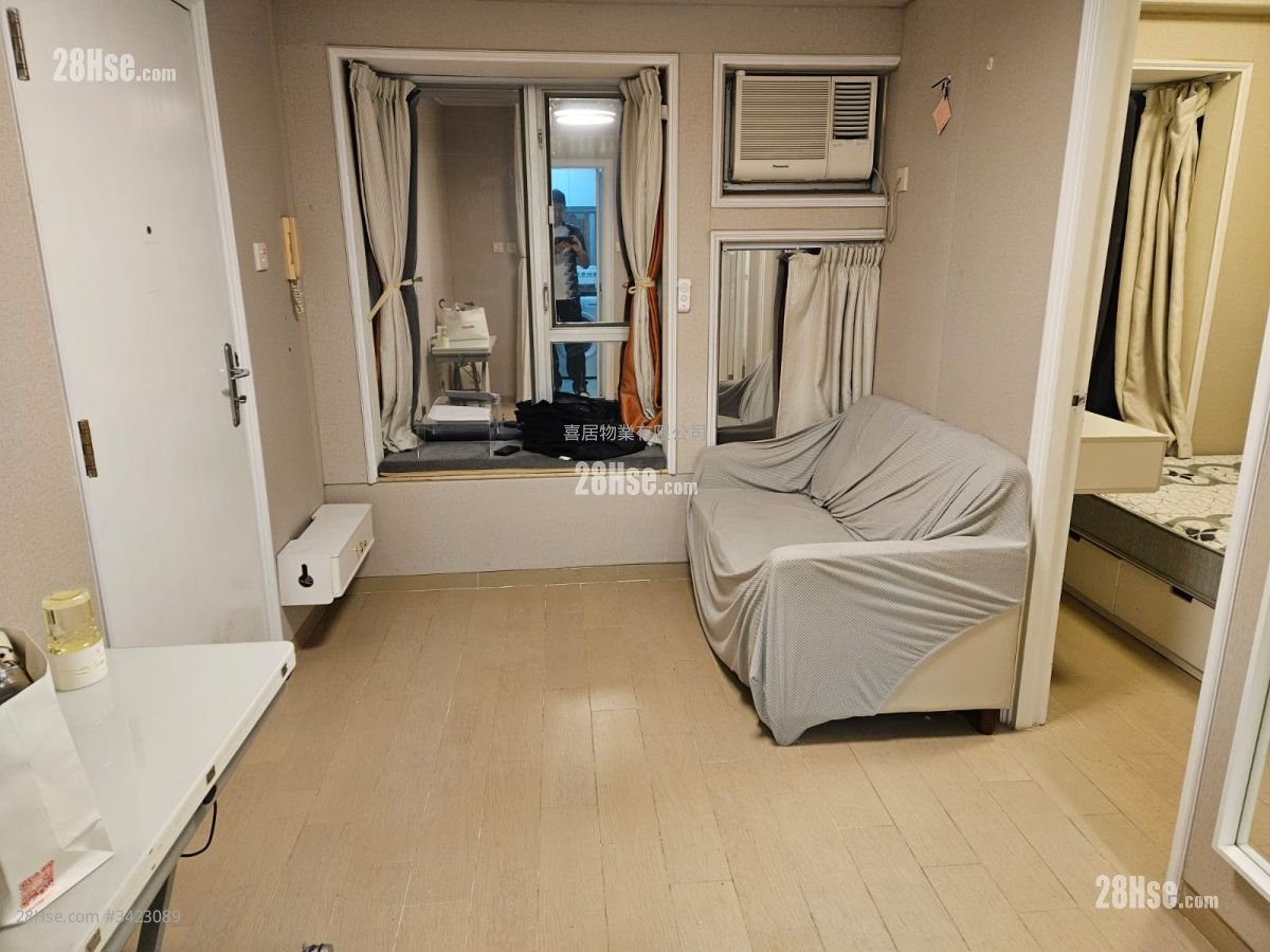 Fortune Crest Rental 2 Bedrooms , 1 Bathroom 268 ft²